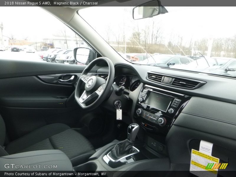 Magnetic Black / Charcoal 2018 Nissan Rogue S AWD