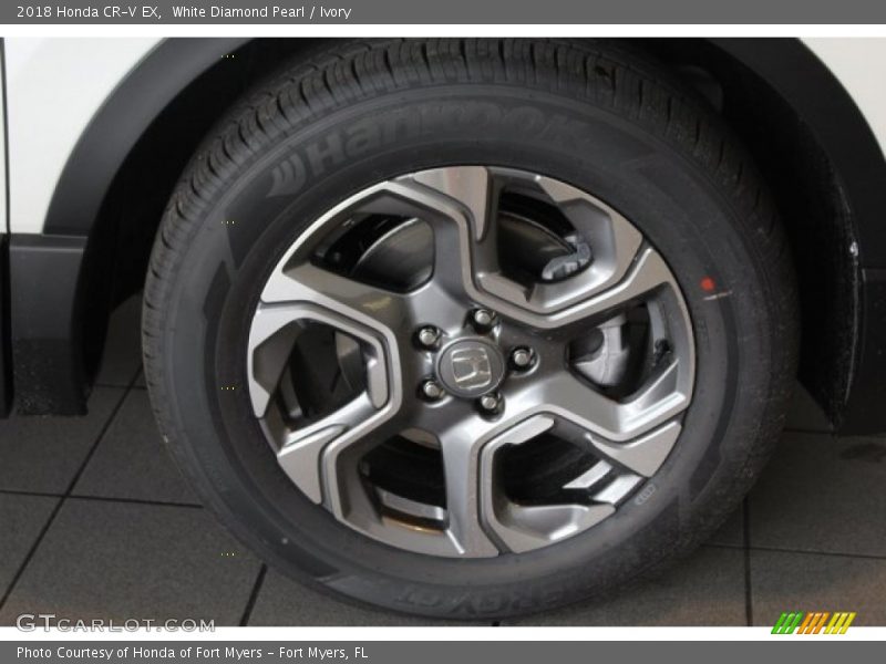 White Diamond Pearl / Ivory 2018 Honda CR-V EX