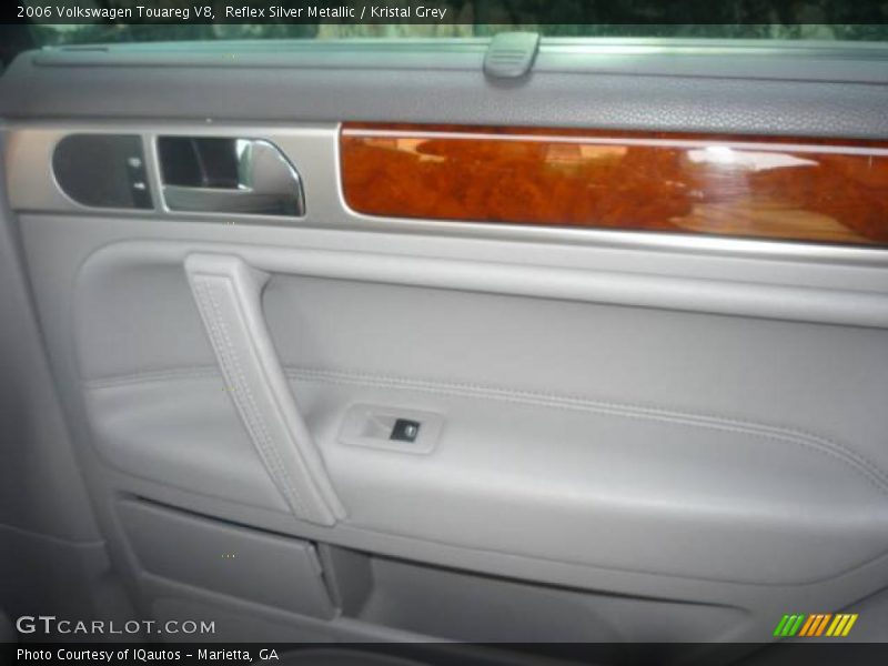 Reflex Silver Metallic / Kristal Grey 2006 Volkswagen Touareg V8