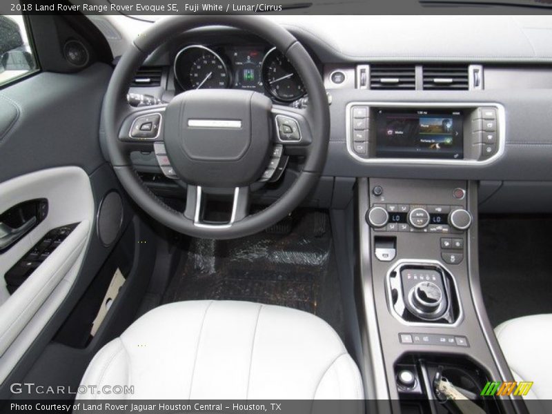 Fuji White / Lunar/Cirrus 2018 Land Rover Range Rover Evoque SE