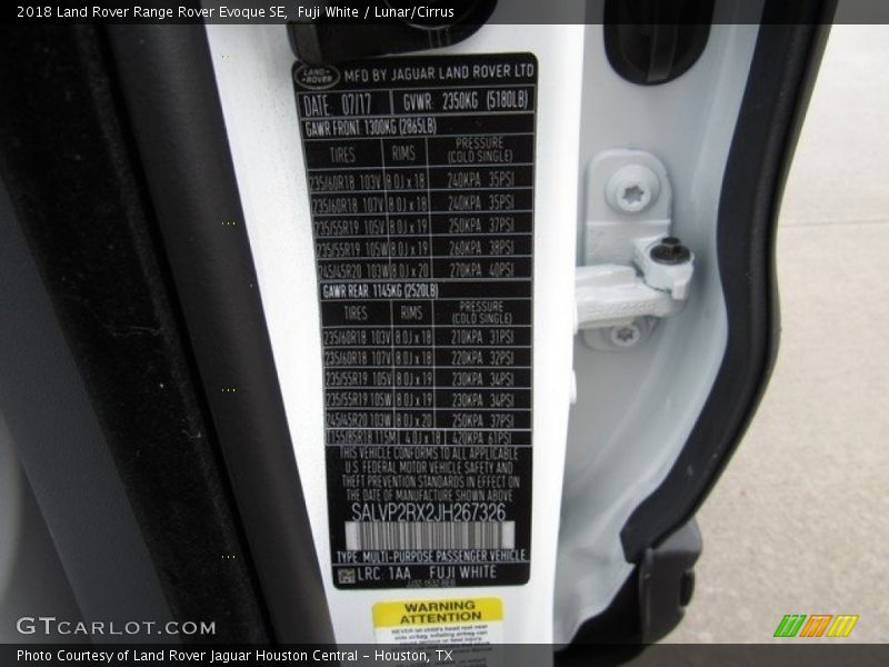 Fuji White / Lunar/Cirrus 2018 Land Rover Range Rover Evoque SE