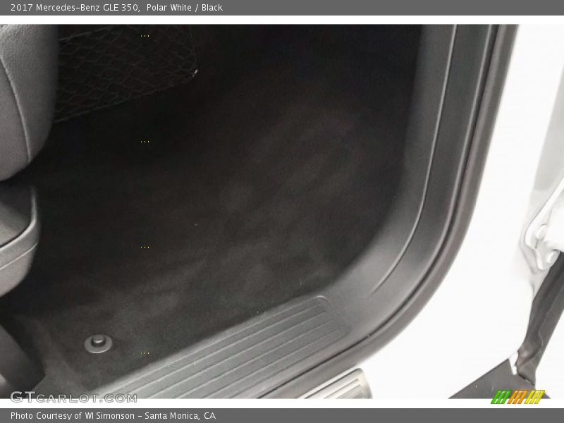 Polar White / Black 2017 Mercedes-Benz GLE 350