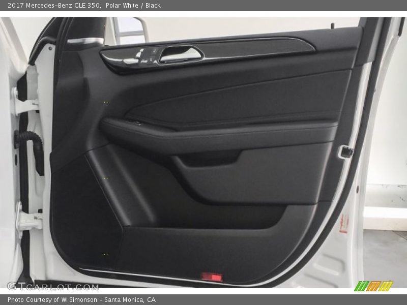 Polar White / Black 2017 Mercedes-Benz GLE 350