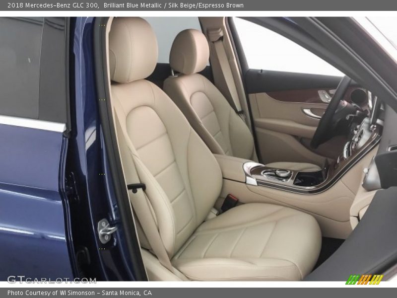 Brilliant Blue Metallic / Silk Beige/Espresso Brown 2018 Mercedes-Benz GLC 300