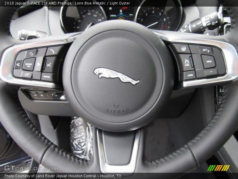 Loire Blue Metallic / Light Oyster 2018 Jaguar F-PACE 25t AWD Prestige