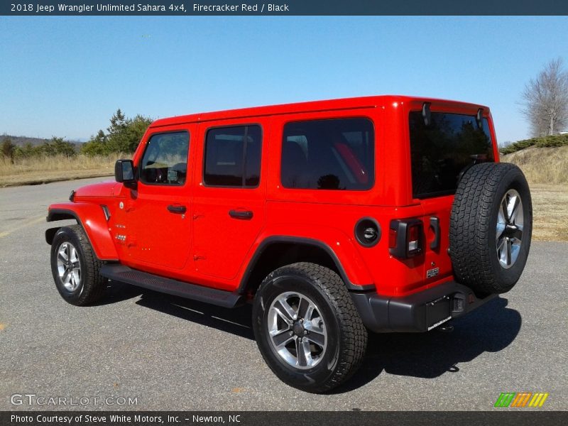 Firecracker Red / Black 2018 Jeep Wrangler Unlimited Sahara 4x4