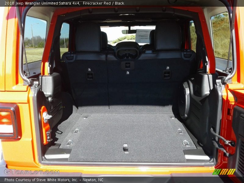 Firecracker Red / Black 2018 Jeep Wrangler Unlimited Sahara 4x4