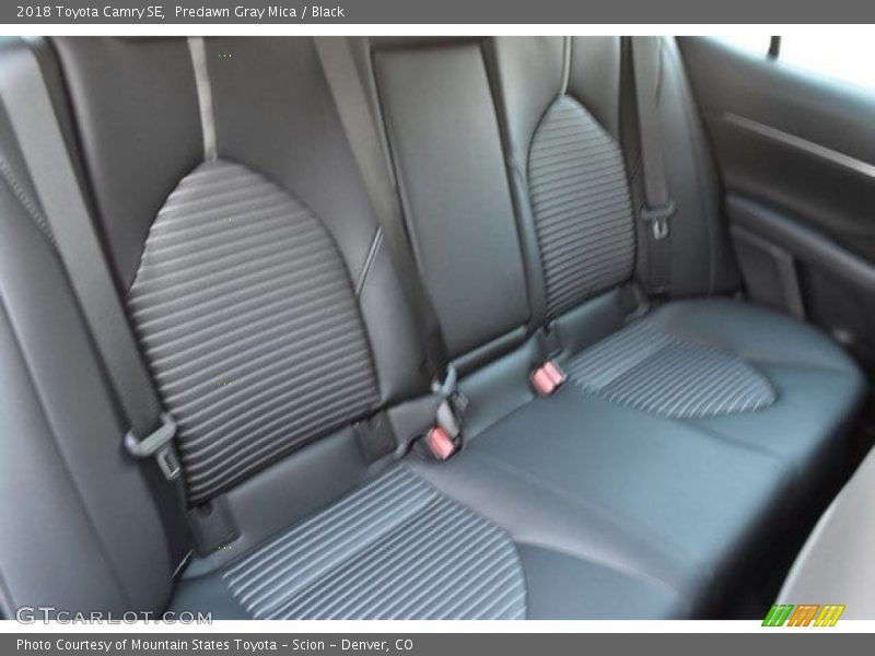 Predawn Gray Mica / Black 2018 Toyota Camry SE