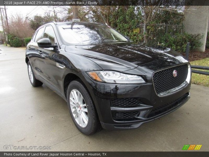 Narvik Black / Ebony 2018 Jaguar F-PACE 25t AWD Prestige