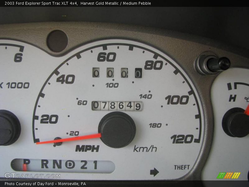 Harvest Gold Metallic / Medium Pebble 2003 Ford Explorer Sport Trac XLT 4x4