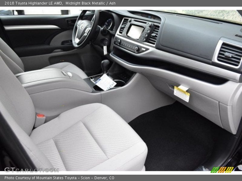 Midnight Black Metallic / Ash 2018 Toyota Highlander LE AWD