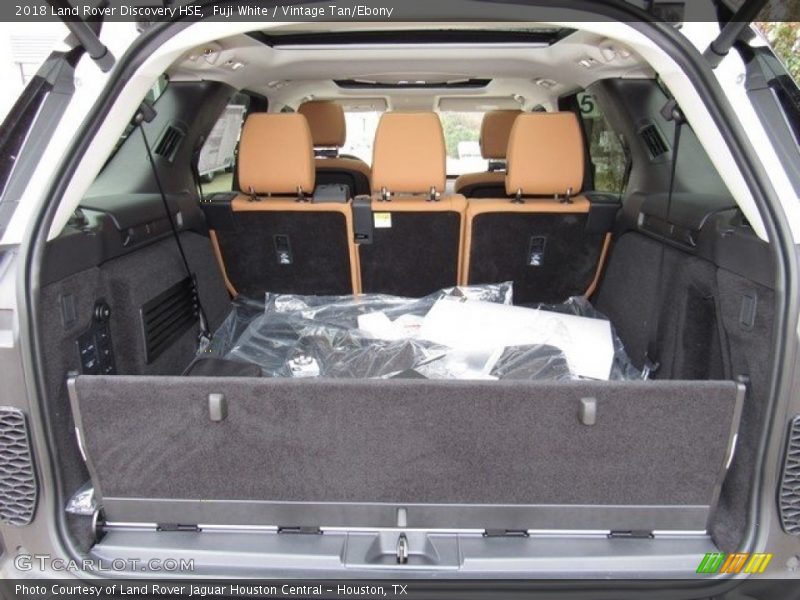  2018 Discovery HSE Trunk