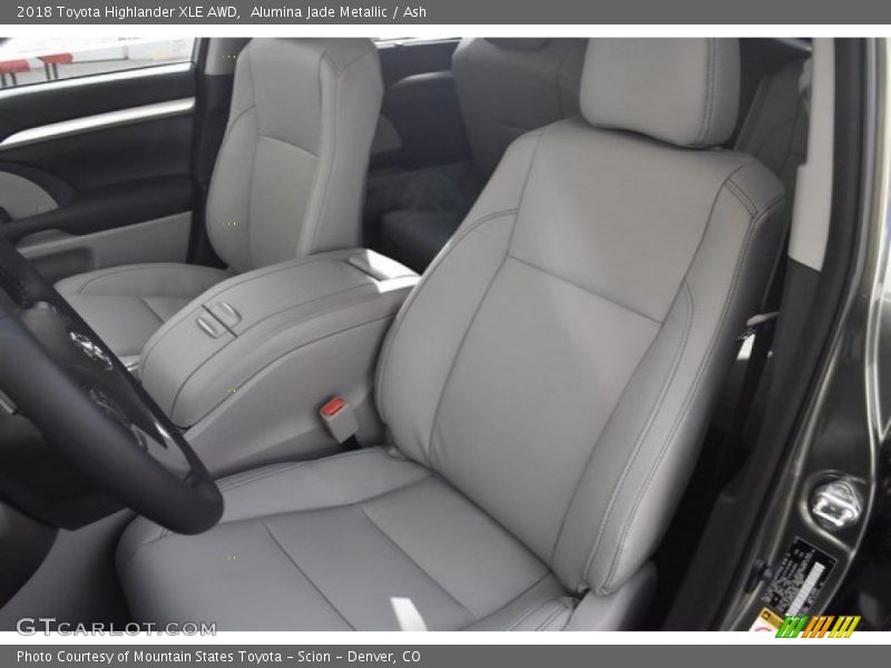 Alumina Jade Metallic / Ash 2018 Toyota Highlander XLE AWD