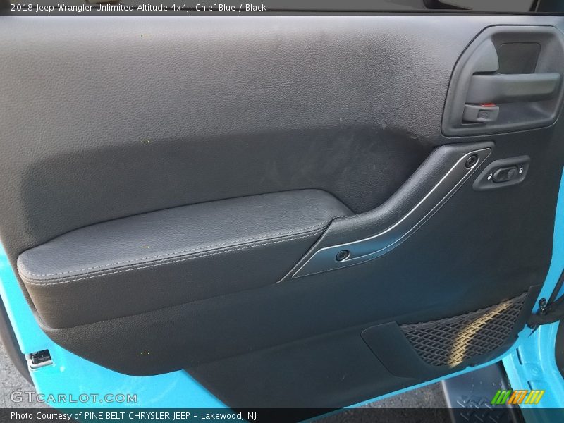 Chief Blue / Black 2018 Jeep Wrangler Unlimited Altitude 4x4