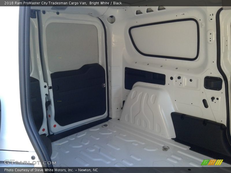 Bright White / Black 2018 Ram ProMaster City Tradesman Cargo Van