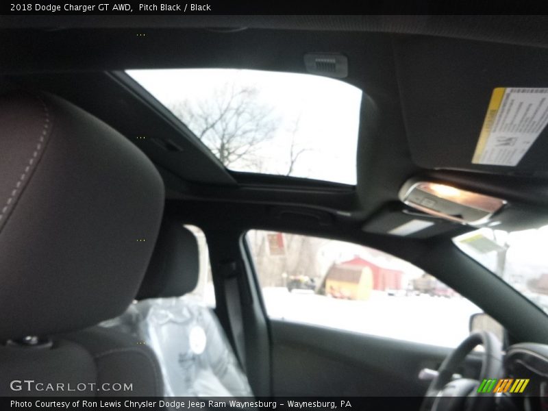 Pitch Black / Black 2018 Dodge Charger GT AWD