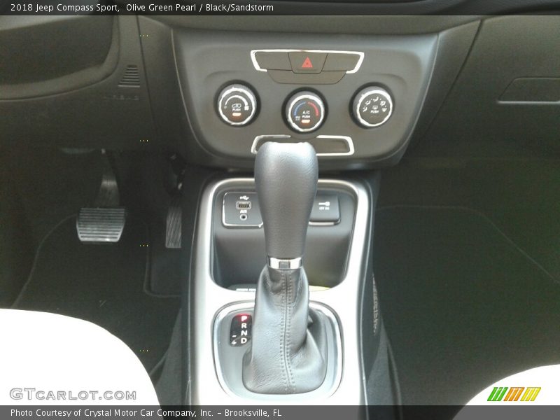 Olive Green Pearl / Black/Sandstorm 2018 Jeep Compass Sport