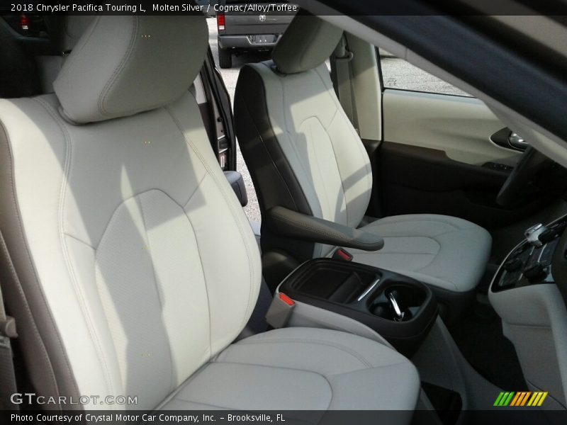 Molten Silver / Cognac/Alloy/Toffee 2018 Chrysler Pacifica Touring L
