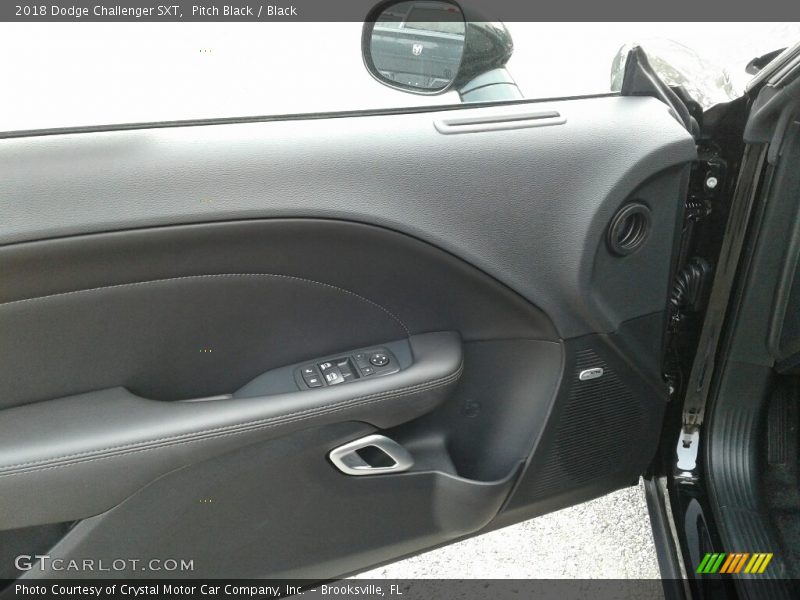 Pitch Black / Black 2018 Dodge Challenger SXT