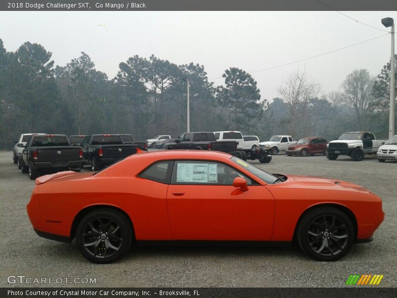 Go Mango / Black 2018 Dodge Challenger SXT