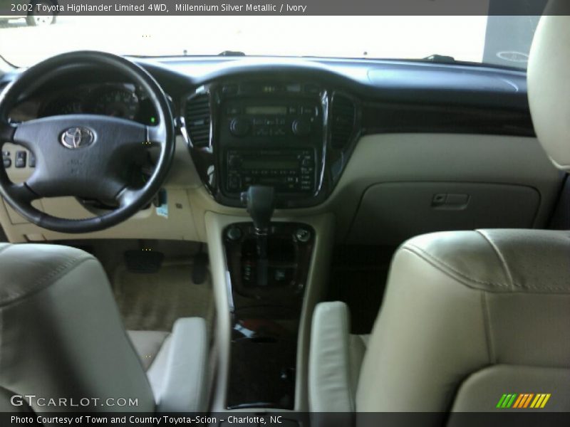 Millennium Silver Metallic / Ivory 2002 Toyota Highlander Limited 4WD