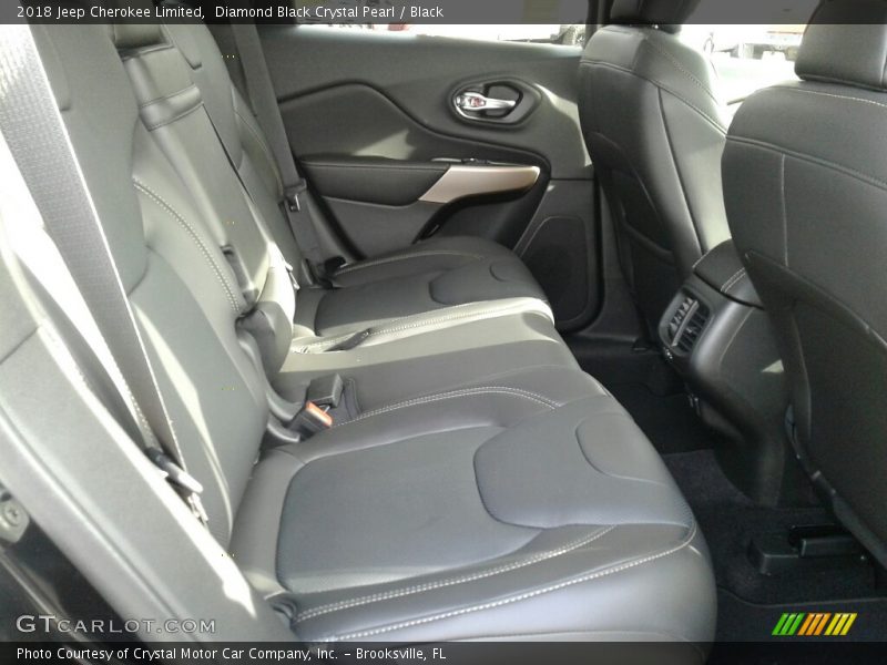 Diamond Black Crystal Pearl / Black 2018 Jeep Cherokee Limited
