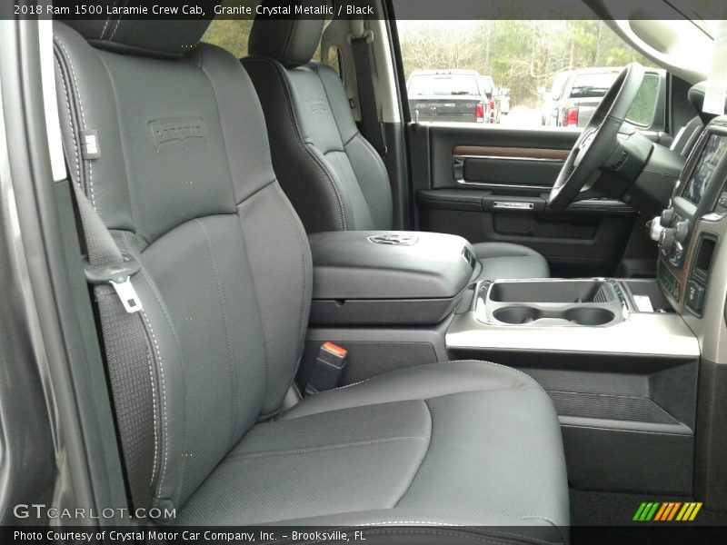 Granite Crystal Metallic / Black 2018 Ram 1500 Laramie Crew Cab