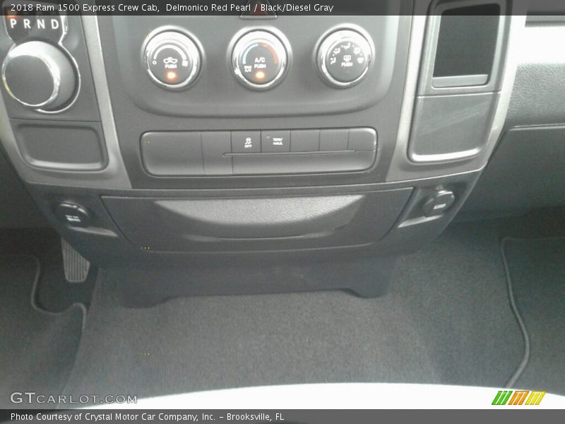 Delmonico Red Pearl / Black/Diesel Gray 2018 Ram 1500 Express Crew Cab