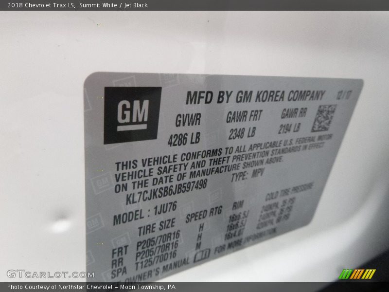 Summit White / Jet Black 2018 Chevrolet Trax LS