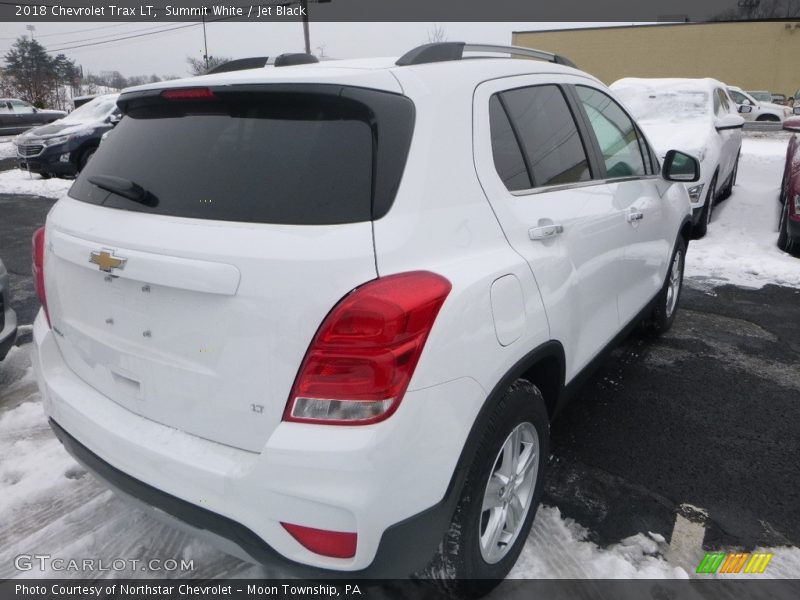 Summit White / Jet Black 2018 Chevrolet Trax LT
