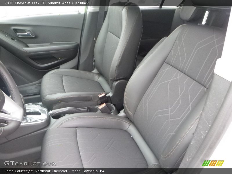 Summit White / Jet Black 2018 Chevrolet Trax LT