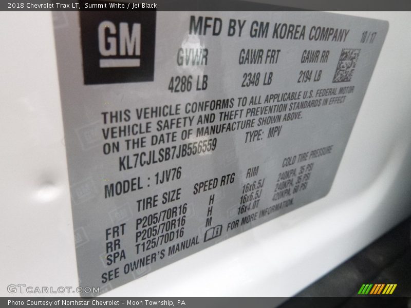 Summit White / Jet Black 2018 Chevrolet Trax LT