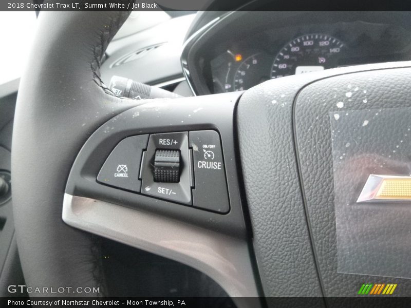 Summit White / Jet Black 2018 Chevrolet Trax LT