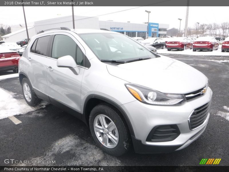 Silver Ice Metallic / Jet Black 2018 Chevrolet Trax LT