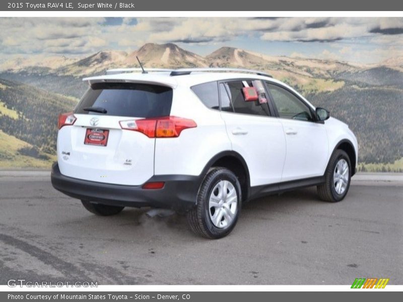 Super White / Black 2015 Toyota RAV4 LE