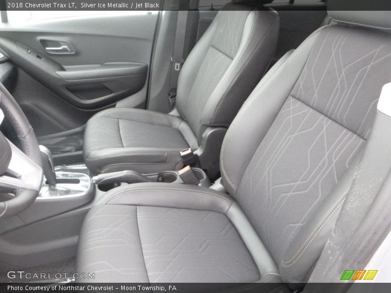 Silver Ice Metallic / Jet Black 2018 Chevrolet Trax LT