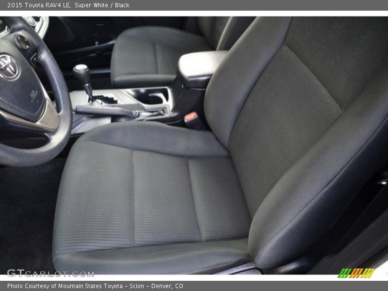 Super White / Black 2015 Toyota RAV4 LE