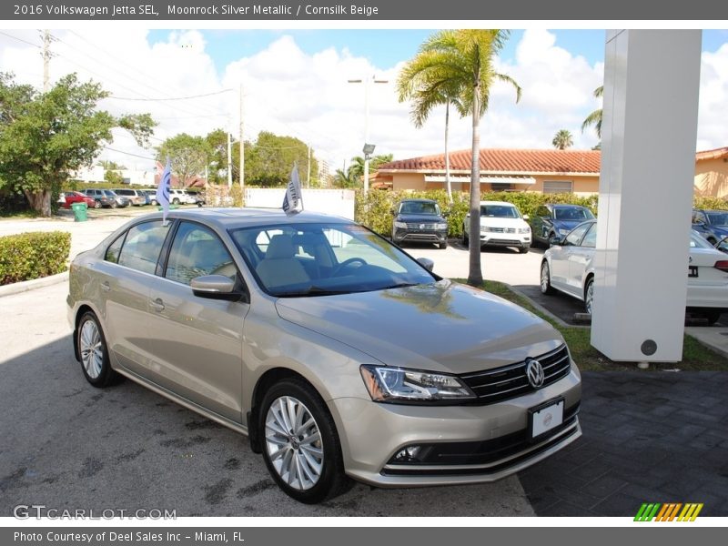 Moonrock Silver Metallic / Cornsilk Beige 2016 Volkswagen Jetta SEL