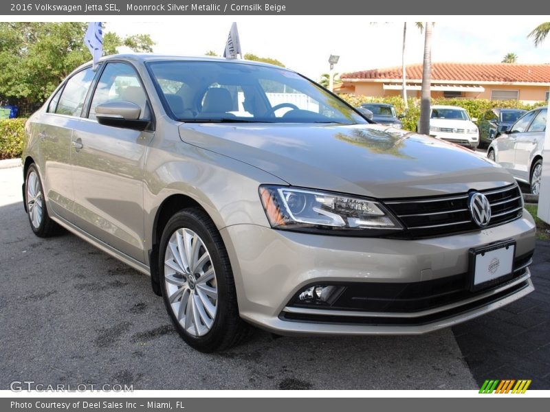 Moonrock Silver Metallic / Cornsilk Beige 2016 Volkswagen Jetta SEL