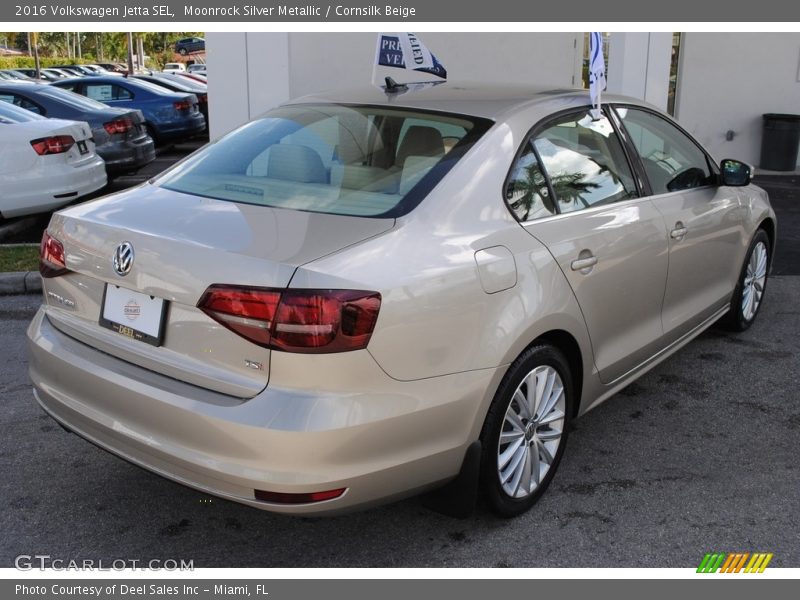 Moonrock Silver Metallic / Cornsilk Beige 2016 Volkswagen Jetta SEL