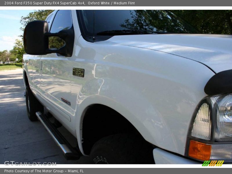 Oxford White / Medium Flint 2004 Ford F350 Super Duty FX4 SuperCab 4x4