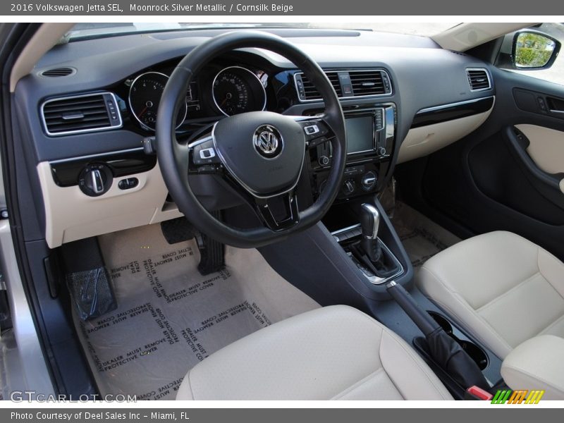 Moonrock Silver Metallic / Cornsilk Beige 2016 Volkswagen Jetta SEL