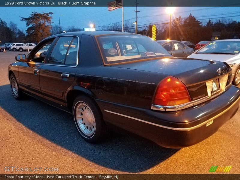 Black / Light Graphite 1999 Ford Crown Victoria LX