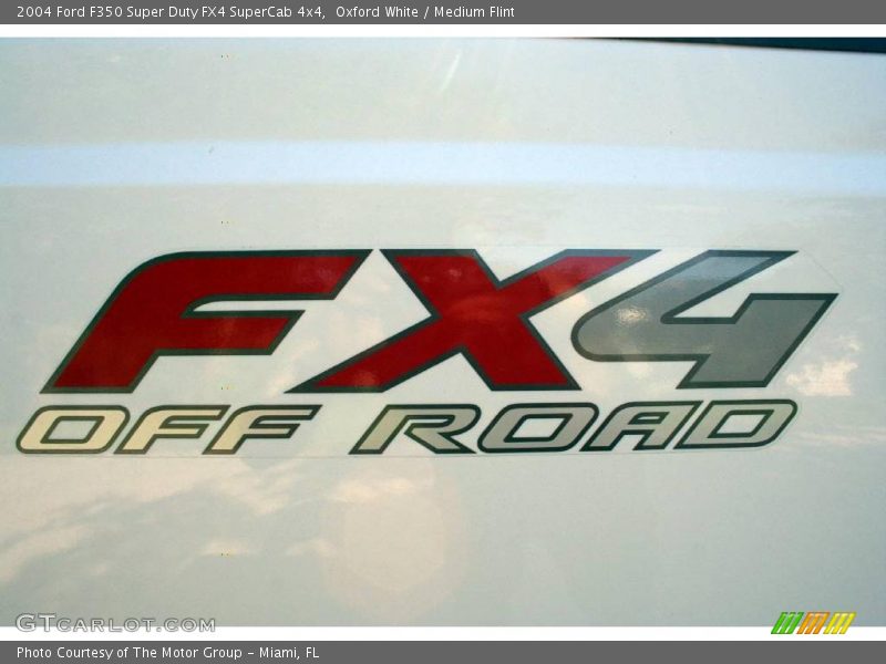 Oxford White / Medium Flint 2004 Ford F350 Super Duty FX4 SuperCab 4x4