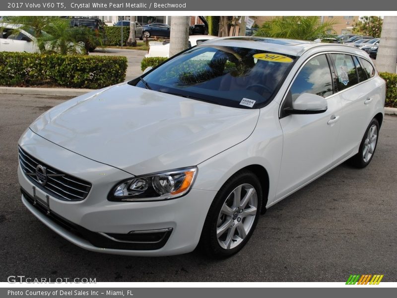 Crystal White Pearl Metallic / Beechwood 2017 Volvo V60 T5