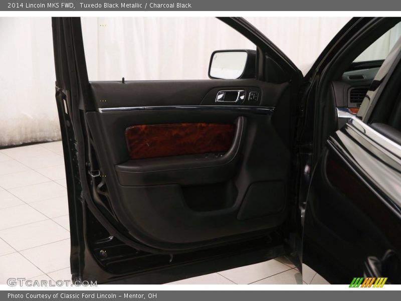 Tuxedo Black Metallic / Charcoal Black 2014 Lincoln MKS FWD