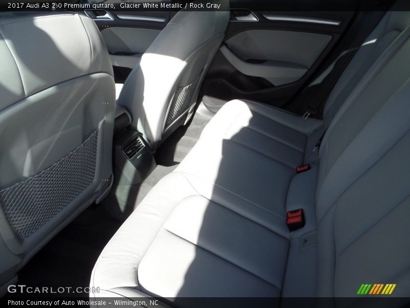 Glacier White Metallic / Rock Gray 2017 Audi A3 2.0 Premium quttaro