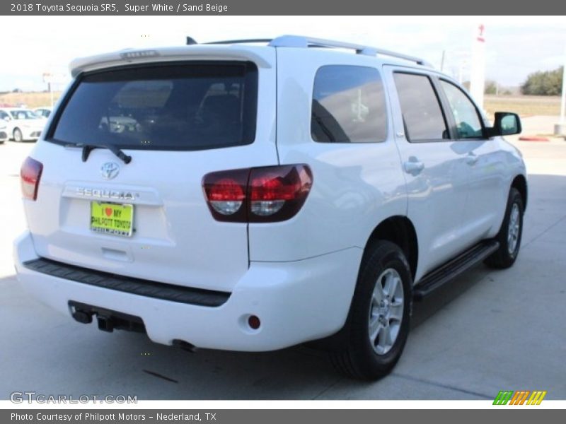 Super White / Sand Beige 2018 Toyota Sequoia SR5