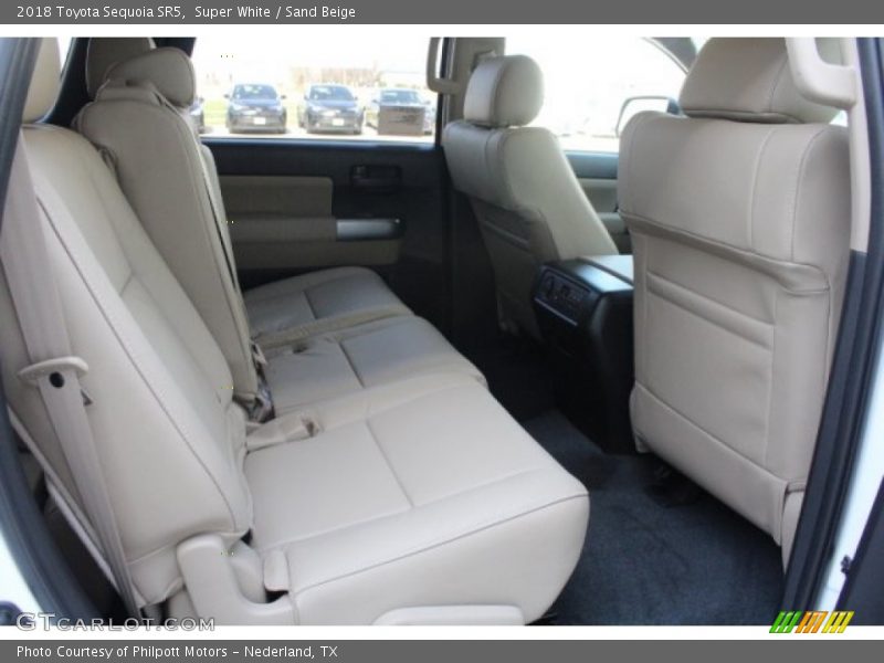 Super White / Sand Beige 2018 Toyota Sequoia SR5