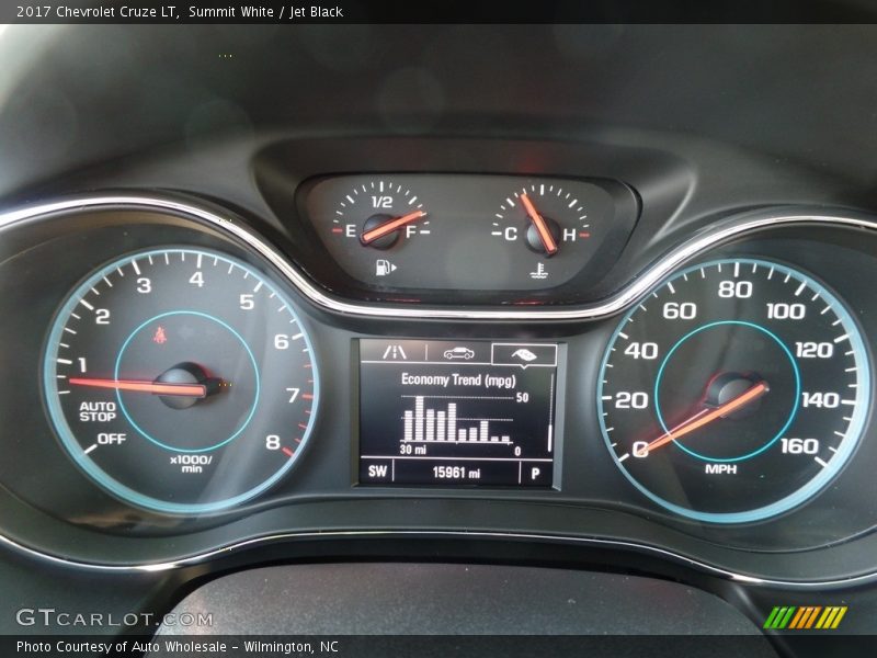 Summit White / Jet Black 2017 Chevrolet Cruze LT